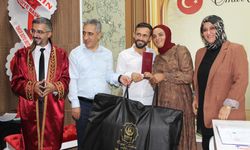 İşaret diliyle yuva kurdular
