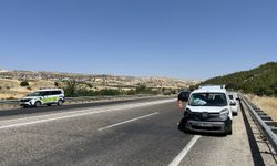 Otomobil ile hafif ticari araç çarpıştı: 5 yaralı