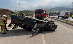 Takla atan otomobil ters döndü: 4 yaralı