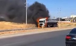 Gaziantep'te seyir halindeki tanker alevlere teslim oldu