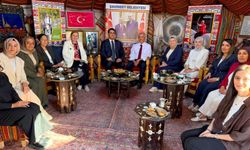 Umut Yılmaz, Ahlat’ta misafirlerini ağırladı