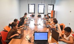 Gaziantep’te gençlere yapay zekâ eğitimi desteği