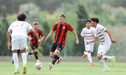 Gaziantep FK, U-19 takımıyla antrenman maçı yaptı