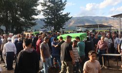 Kazada hayatını kaybeden 7 kişi gözyaşlarıyla uğurlandı