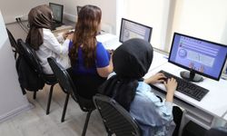 Gençlere yönelik F klavye eğitimi sunuluyor
