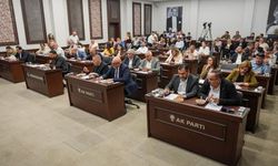 Şehitkamil Meclisi’nde 7 meclis üyesi parti değiştirdi