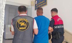 Aranan yasaklı madde satıcısı yakalandı