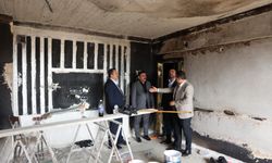 Fatih Muhaddis Fedaioğlu yangından etkilenen aileyi ziyaret etti