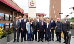 Galatasaray, Barcelona yönetimini ağırladı