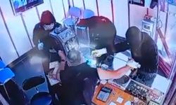 Gaziantep’te kuyumcuda film gibi soygun: 850 gram altını alıp kaçtılar