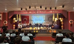 GKV’li öğrenciler İngilizce yarışmasında hünerlerini sergiledi