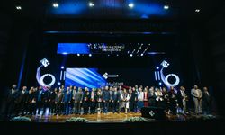 HKÜ’de başarılı akademisyen ve öğrenciler onurlandırıldı
