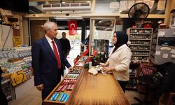 Mehmet Tahmazoğlu esnafın talebini yerinde dinledi