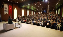 Oytun Erbaş’tan evlilik için Tahmazoğlu’na çağrı