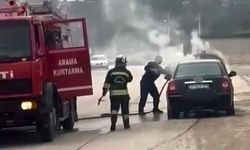Seyir halindeki otomobil alevlere teslim oldu