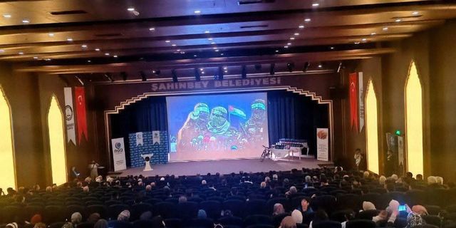 Gaziantepte şehitler gecesi düzenlendi