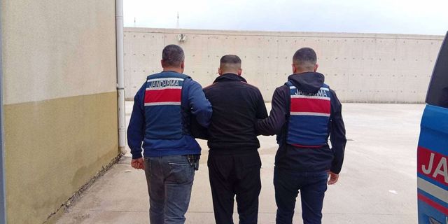 Gaziantep’te göçmen kaçakçılığı şebekesi çökerdildi