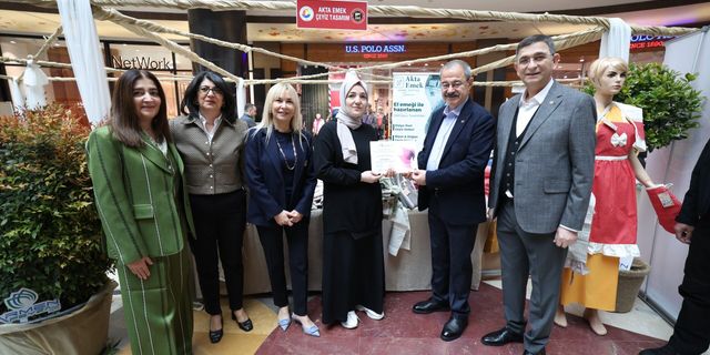 Gaziantep’te Kadınların El Emeği Ürünleri Satışa Sunuldu