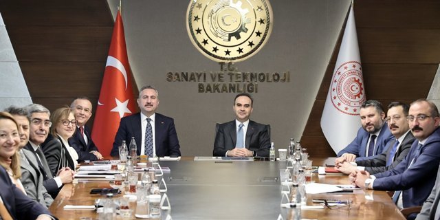 Gaziantep’te sanayi ve teknoloji yatırımları masaya yatırıldı