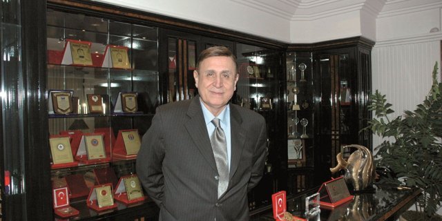 Naci Topçuoğlu vefatının 18. yılında rahmetle anıldı