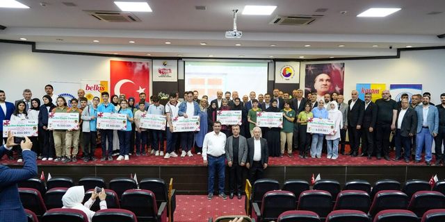Nizip’te dini bilgiler yarışmasında şampiyonlar belli oldu