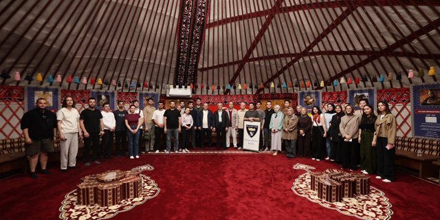 Tahmazoğlu Üniversitesi öğrencileri ile buluştu