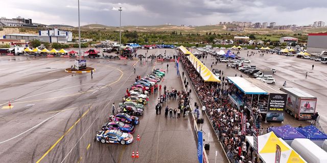 Türkiye Drift Şampiyonası Gaziantep’te nefes kesti