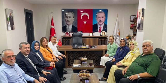 Milletvekili Derya Bakbak, STK temsilcileriyle görüştü