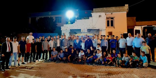 Umut Yılmaz gençlerin taleplerini dinledi
