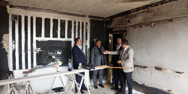Fatih Muhaddis Fedaioğlu yangından etkilenen aileyi ziyaret etti