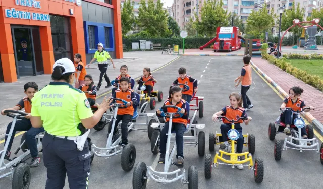 Öğrencilere Trafik Bilinci Aşılıyor