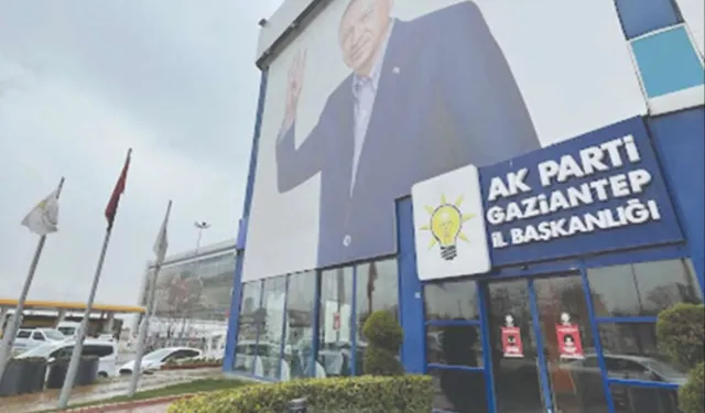 AK Parti’de şok istifa geldi