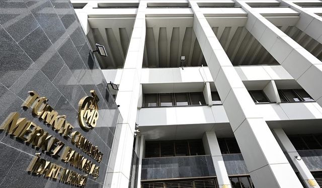 Merkez Bankası faizi yüzde 42,5'e indirdi