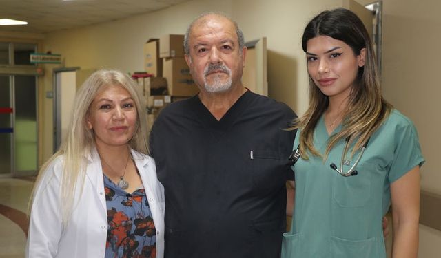 Anne ve babasının çalıştığı hastaneye doktor olarak atandı