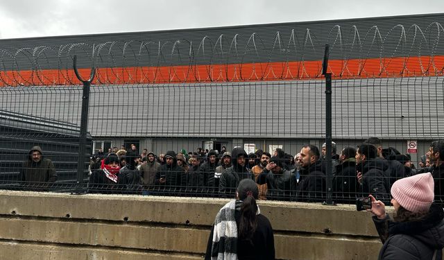 Çelikaslan Fabrikası önünde gergin anlar