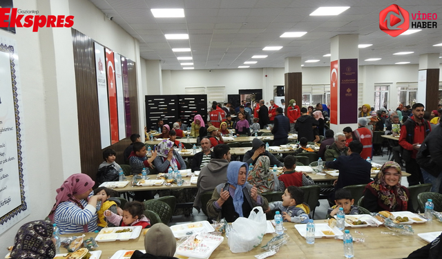 Gaziantep Vakıflar Bölge Müdürlüğü, 3 bin kişiye iftar veriyor