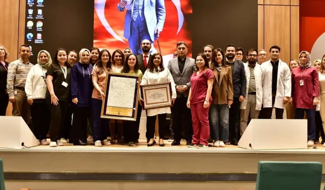 Gaziantep Şehir Hastanesi İki Prestijli Unvan