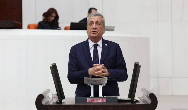 Öztürkmen: “Türkiye İran’la Karşı Karşıya Getirilmeye Çalışılıyor.”