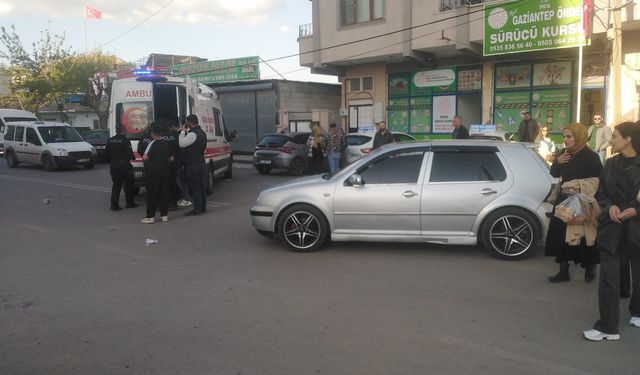 Gaziantep'te otomobile çarpan motosiklet sürücüsü yaralandı