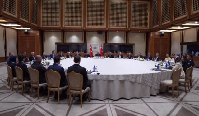 Cumhurbaşkanı Erdoğan işçilerle bir araya geldi