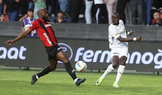 Gaziantep FK: 2 - Kasımpaşa: 0 (İlk yarı)