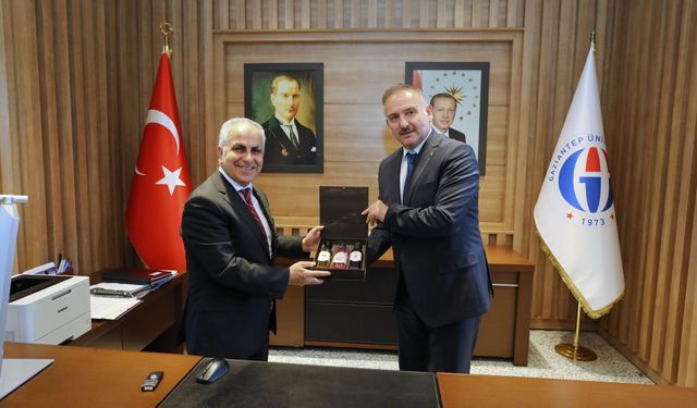 Güllüoğlu’ndan GAÜN Rektörüne ziyaret