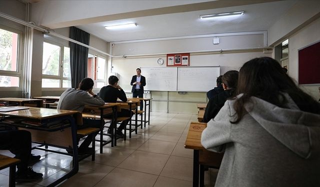 Sözleşmeli öğretmen alımı başvuruları bugün son gün!