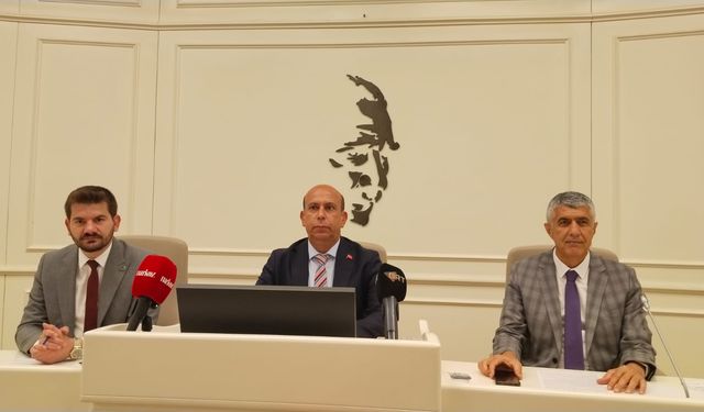 Büyükşehir Meclisi'nde hibe ve kredi tartışması!