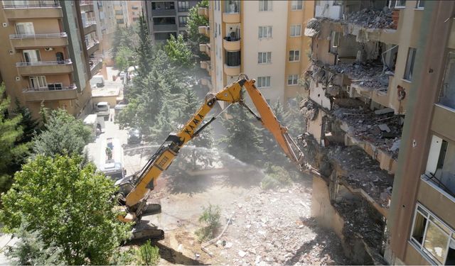Gaziantep'te depreme 5 saniyede müdahale