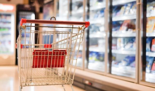 Dünya Gıda Fiyatları Düşüyor, Türkiye’de Artıyor