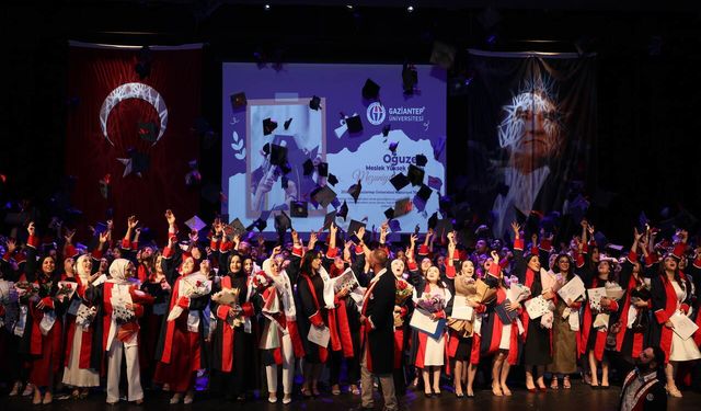 GAÜN Oğuzeli MYO mezuniyet töreni düzenlendi