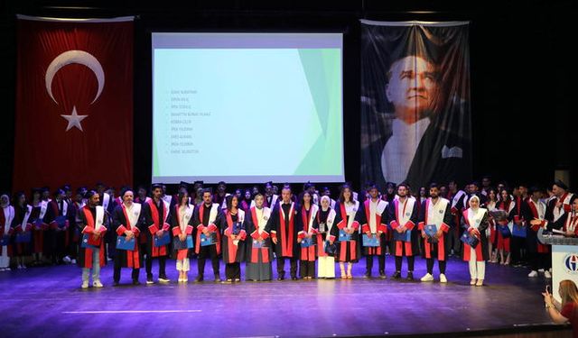 GAÜN'de mezuniyet töreni gerçekleşti