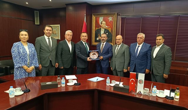 NTO Başkanı Özyurt, Özbekistan Büyükelçisiyle GTO’daki toplantıya katıldı