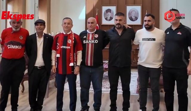 Vali Çeber, Gaziantep FK amigolarını makamında kabul etti